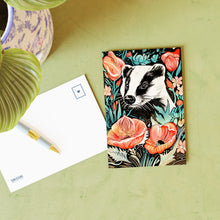 Load image into Gallery viewer, Wildlife of the US Postcards - Missouri - Badger