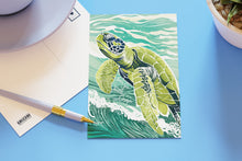 Load image into Gallery viewer, Wildlife of the US Postcards - Oregon - Green Sea Turtle
